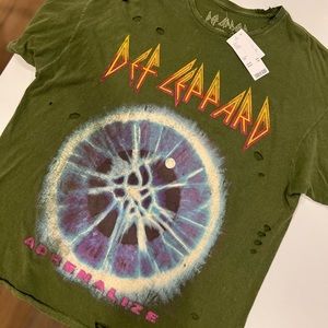 UO Def Leppard Tee S/M Brand New